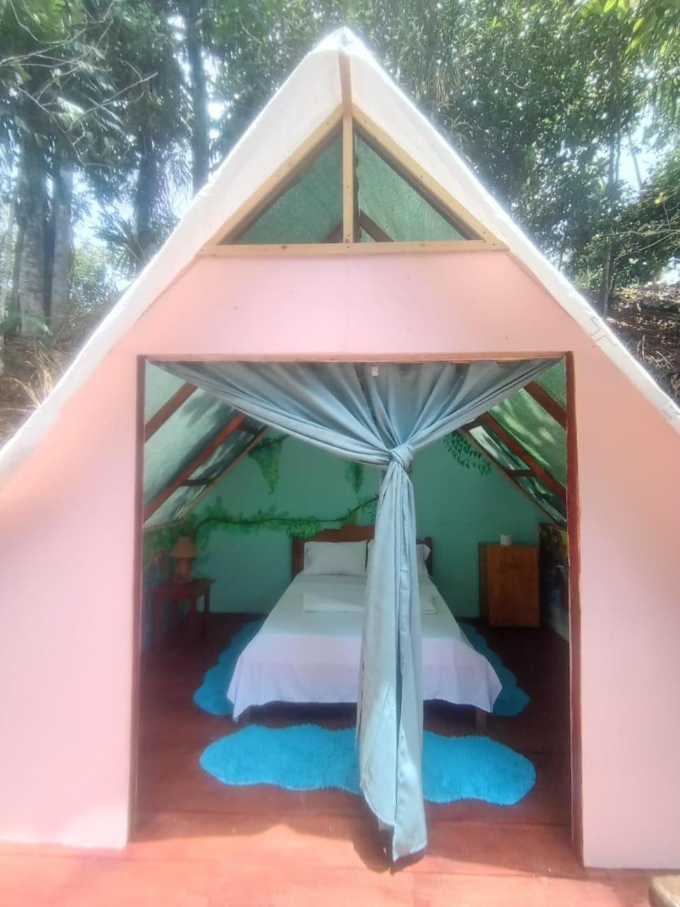 Drakes Bay Pirate Drake Beach Hostel & Tour Company מראה חיצוני תמונה